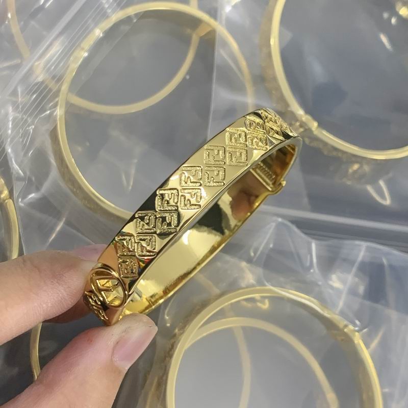 Fendi bracelet 06lyx84
