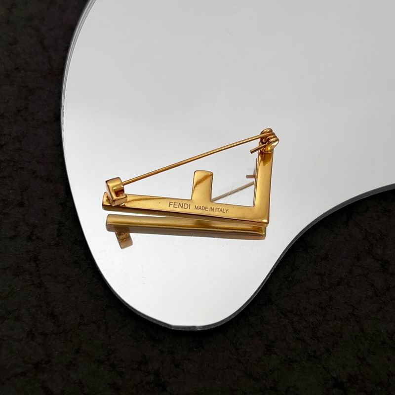 Fendi brooch 05lyx6 (5)