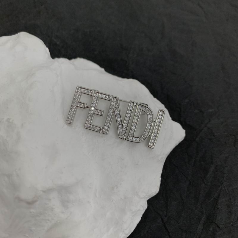 Fendi brooch 05lyx7 (3)
