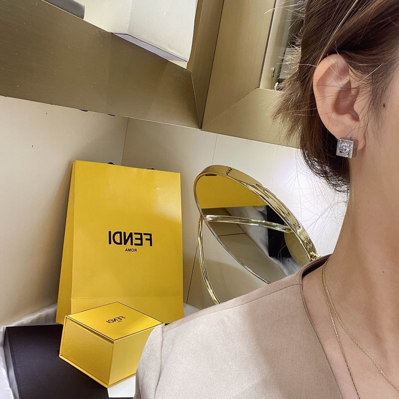 Fendi earring 04lyx161 (1)
