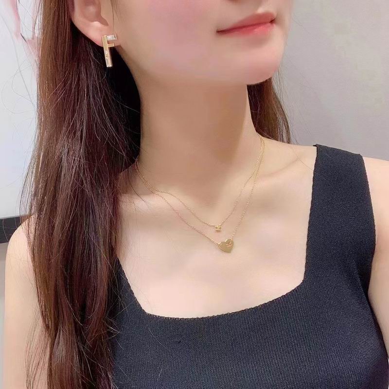 Fendi earring 05lyx180 (1)