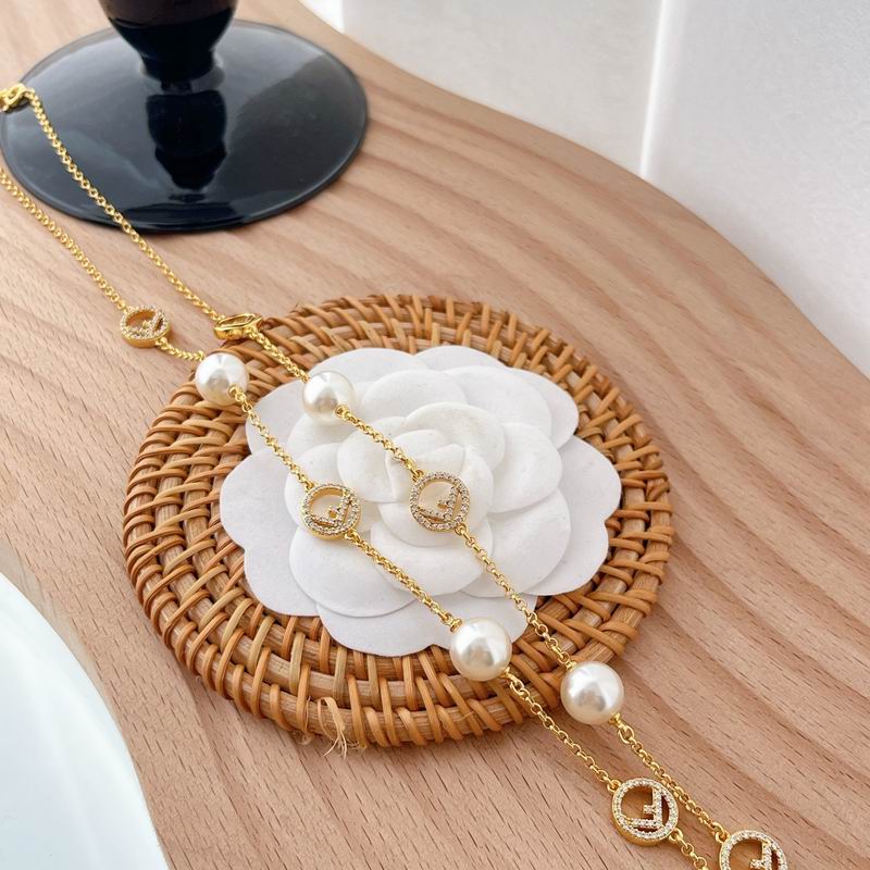 Fendi necklace 04lyx30 (5)