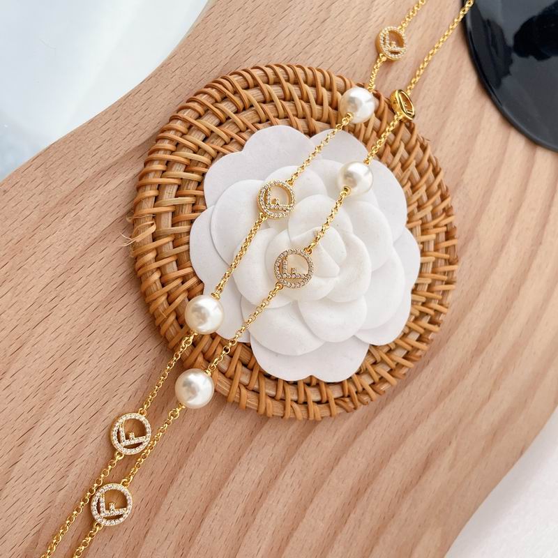 Fendi necklace 04lyx30 (6)