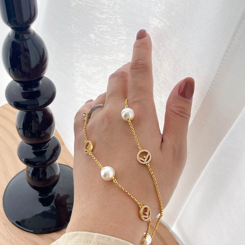 Fendi necklace 04lyx30 (8)