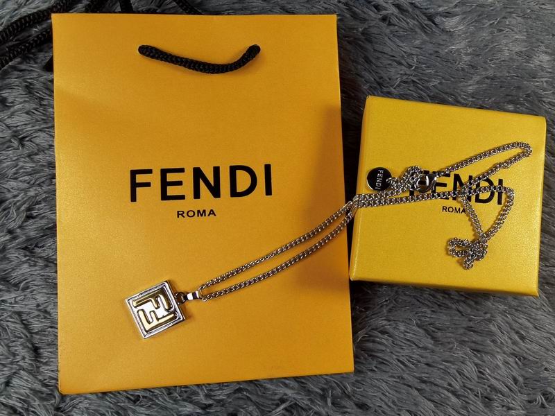 Fendi necklace 05lyx37 (1)