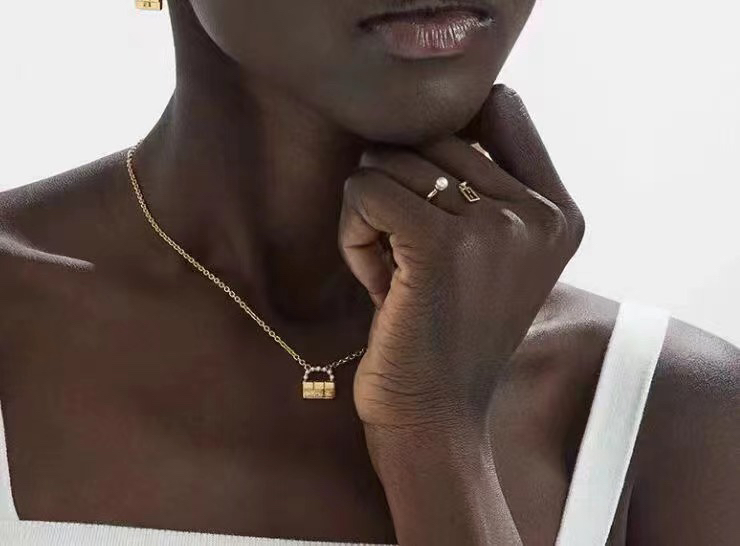 Fendi necklace 05lyx39 (1)