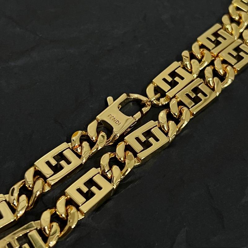 Fendi necklace 05lyx40 (6)