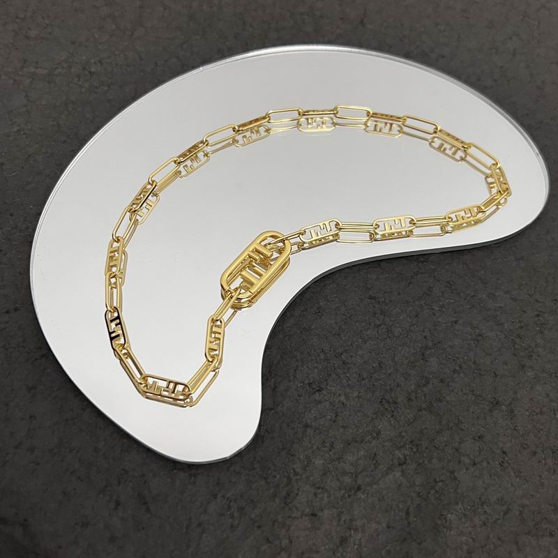 Fendi necklace 05lyx45 (3)
