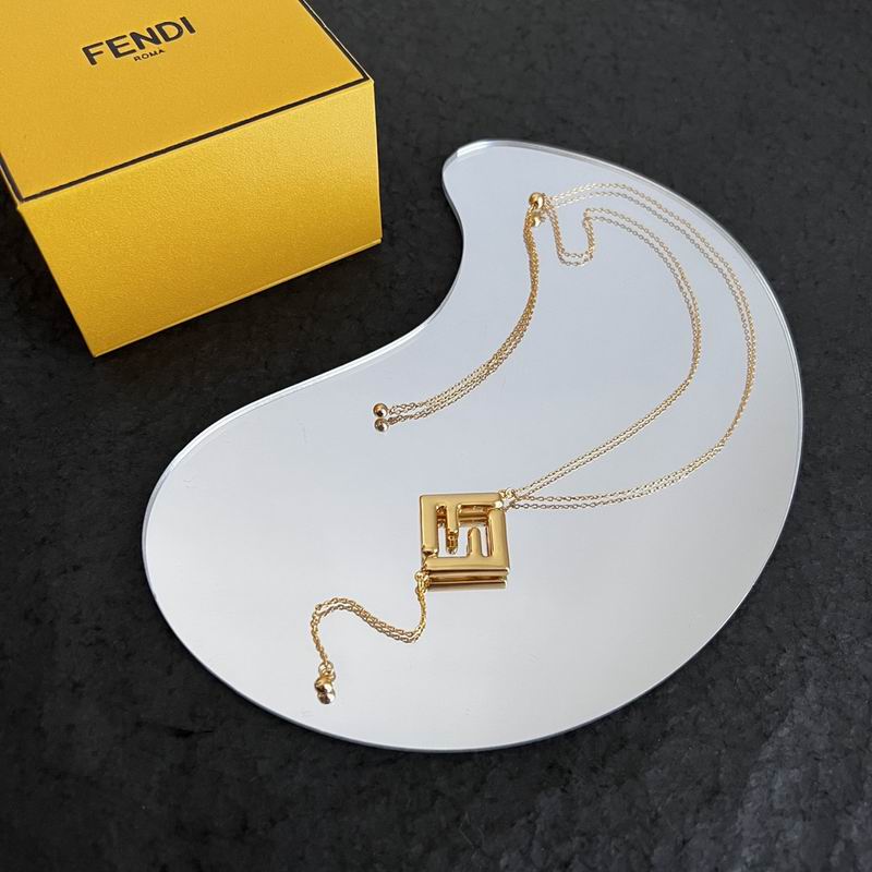 Fendi necklace 05lyx46 (2)
