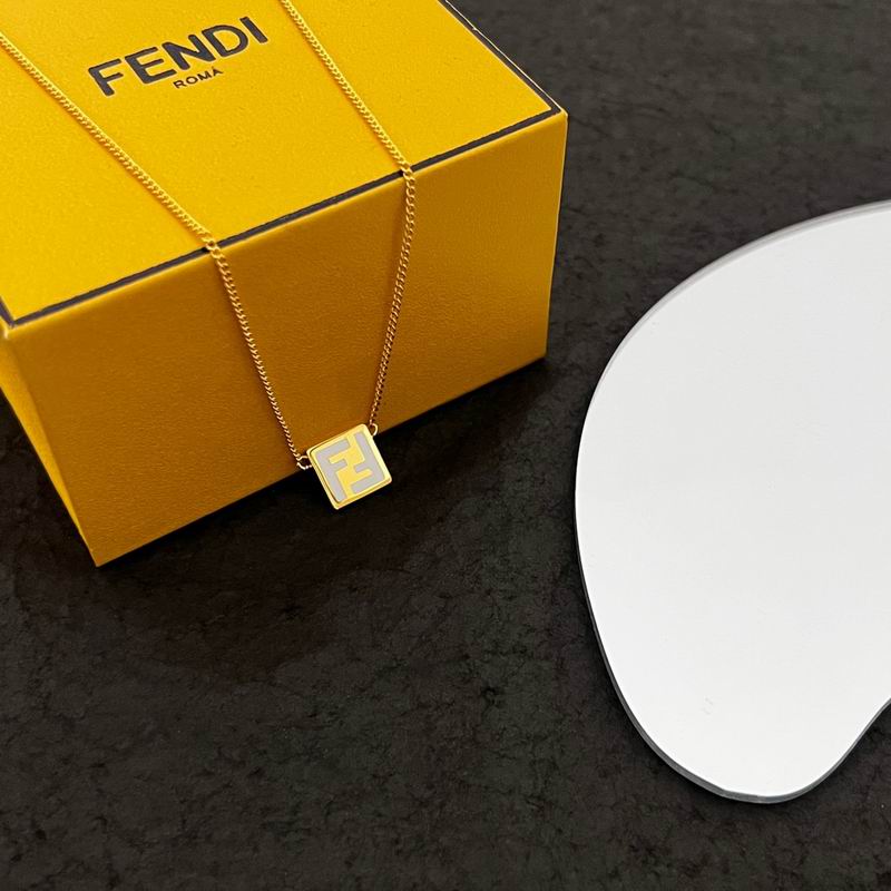 Fendi necklace 05lyx49 (1)