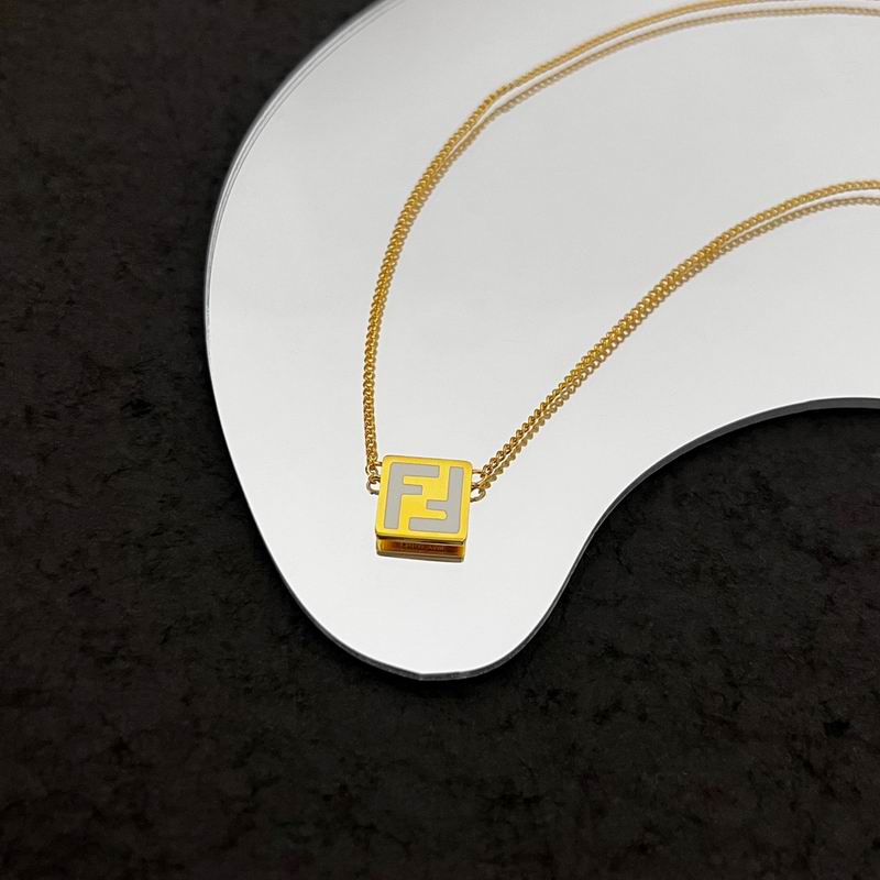 Fendi necklace 05lyx49 (4)