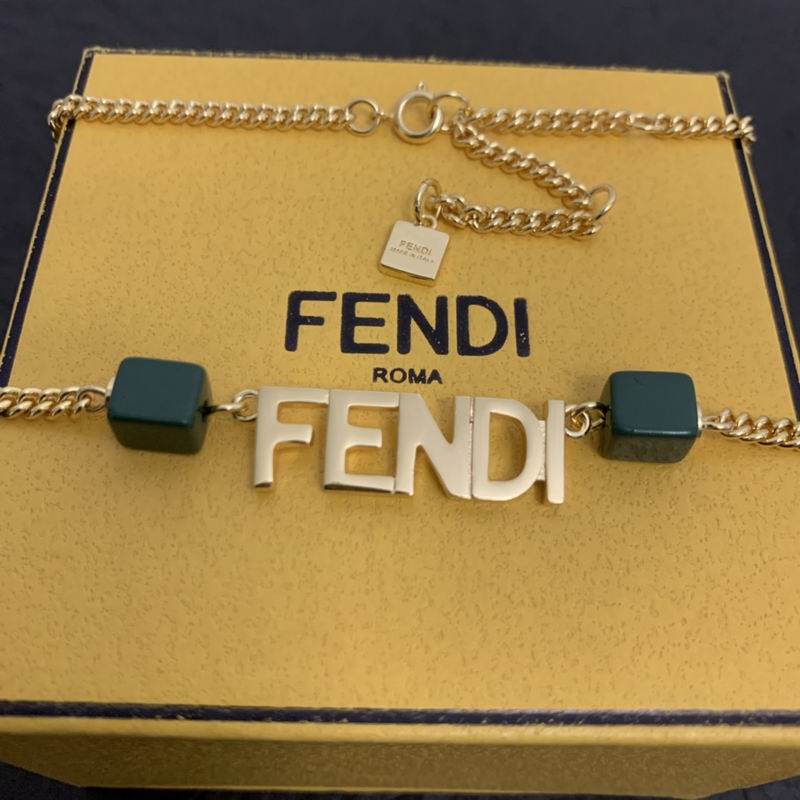 Fendi necklace 05lyx54 (11)