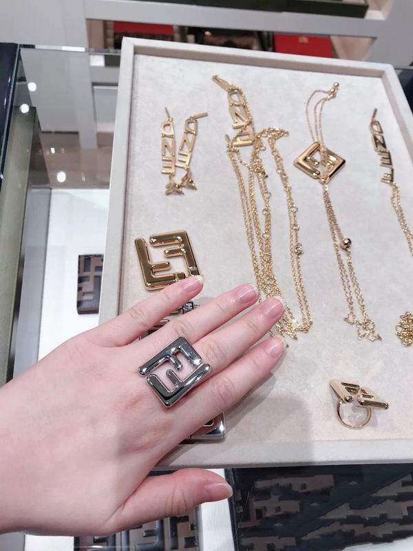 Fendi ring 05lyx56 (10)