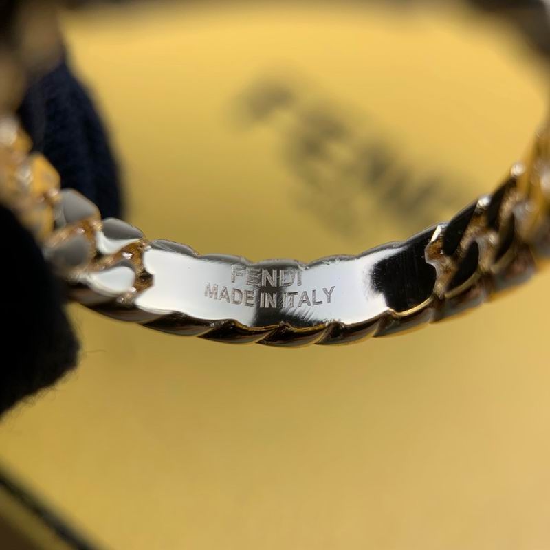 Fendi ring 05lyx62 (7)