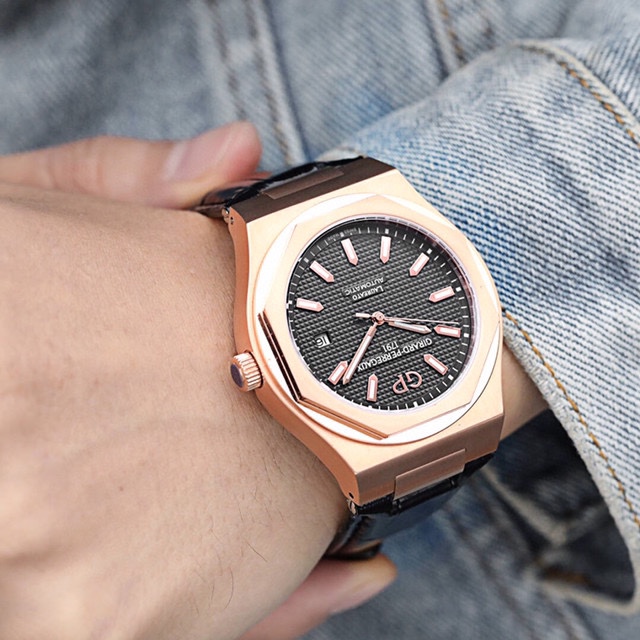 Girard Perregaux 42X10.8mm 36 (3)