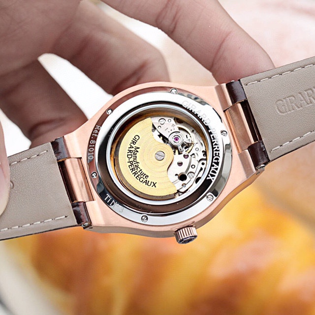Girard Perregaux 42X10.8mm 36 (7)