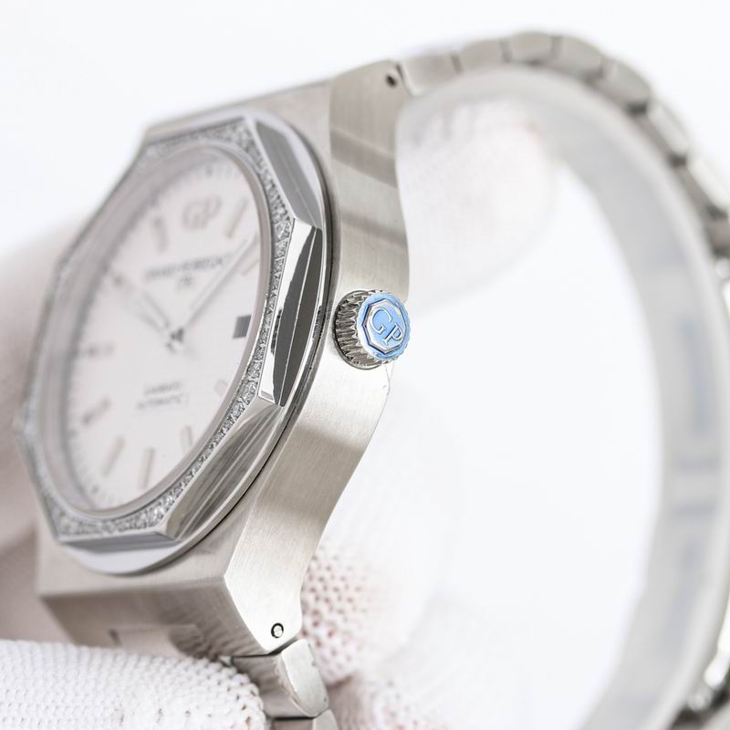 Girard Perregaux 42mm 06 (1)