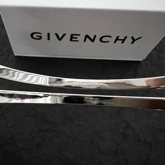 Givenchy bracelet 05lyh03 (7)