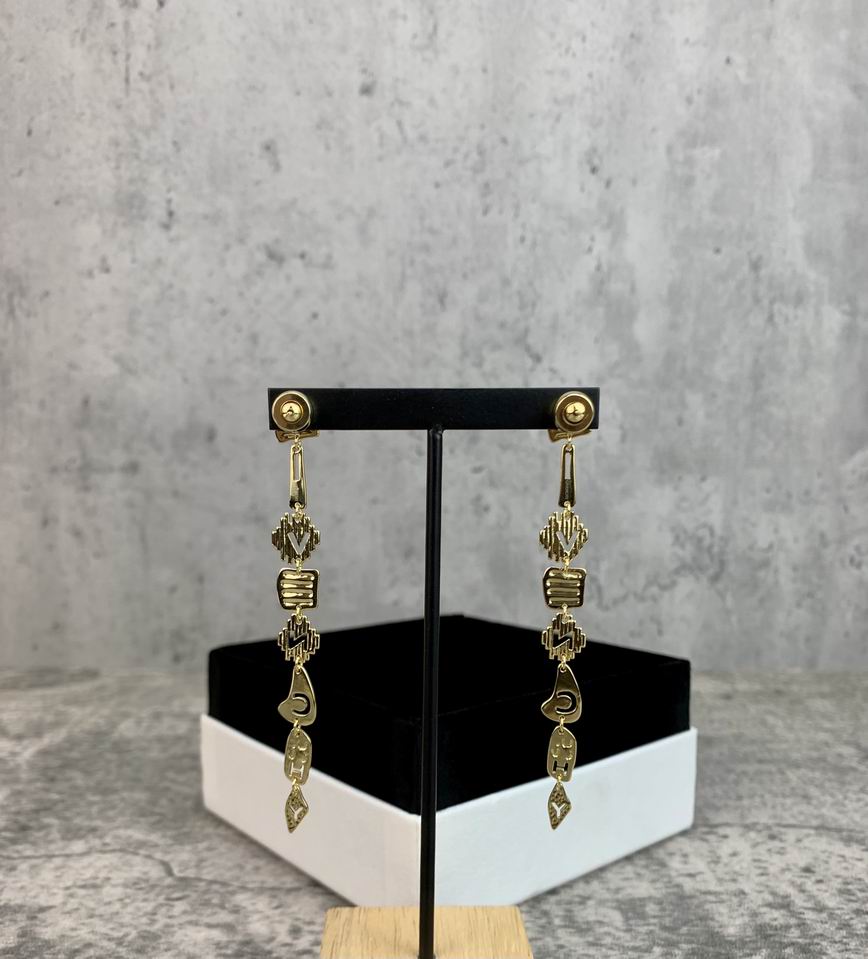 Givenchy earring 05lyh11 (3)