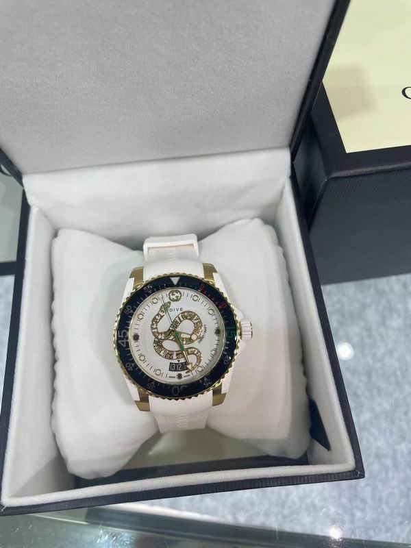 Gucci 40mm 26 (16)