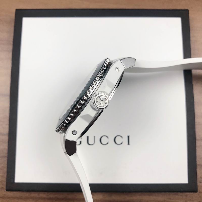 Gucci 40mm 26 (9)