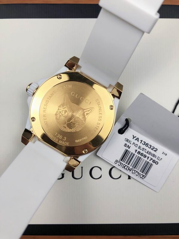 Gucci 40mm 27 (25)