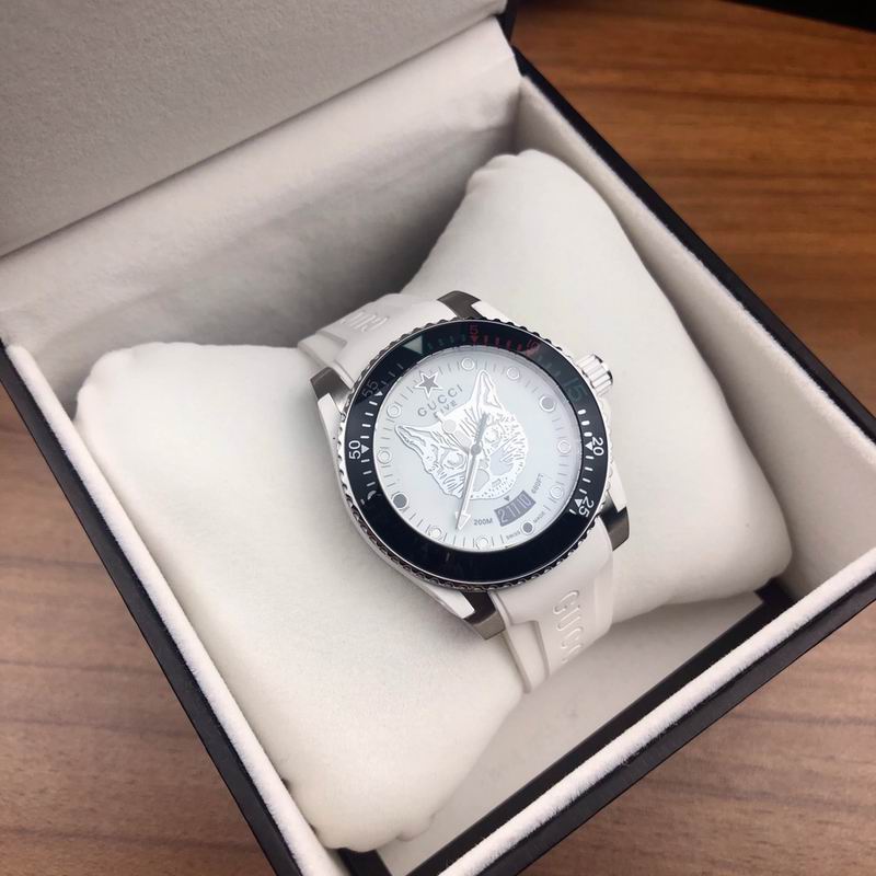 Gucci 40mm 27 (7)