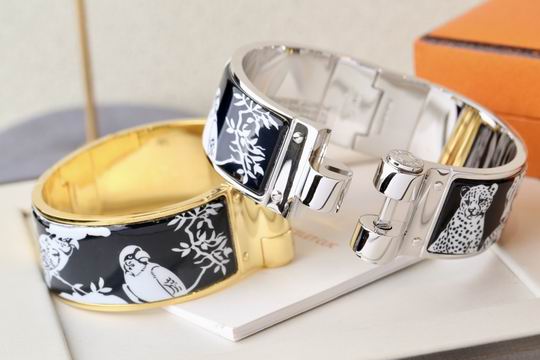 Hermes Bracelet 05lyh106 (9)
