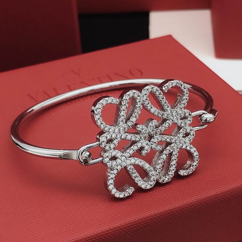 Loewe bracelet 04lyx16 (10)