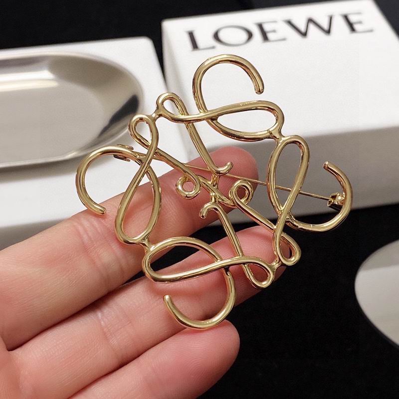 Loewe brooch 03lyx18 (13)