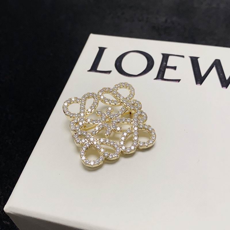 Loewe brooch 03lyx19 (6)