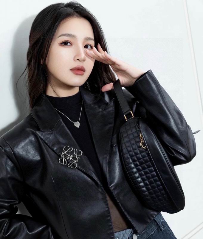 Loewe brooch 04lyx21 (1)