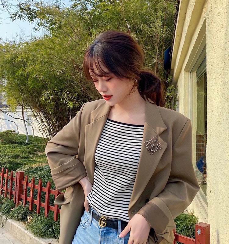 Loewe brooch 04lyx21 (9)