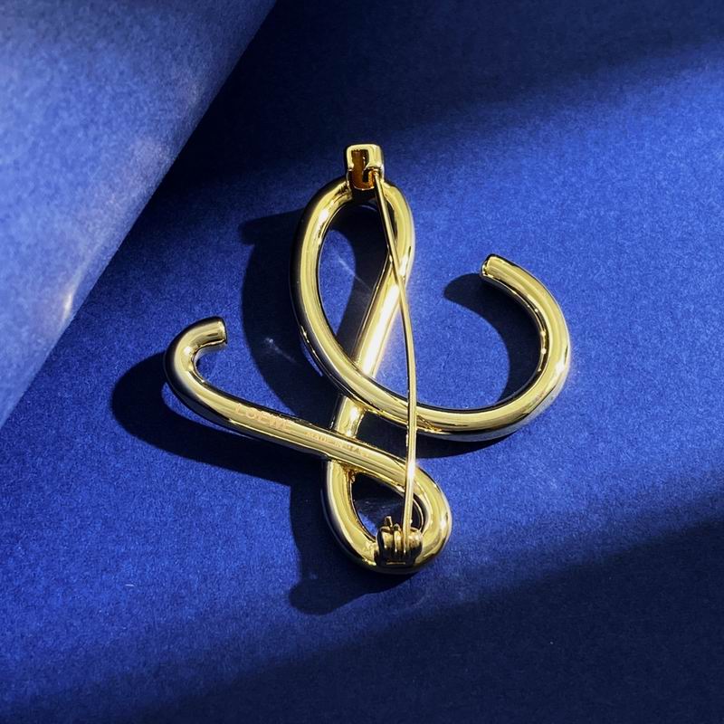 Loewe brooch 05lyx23 (5)