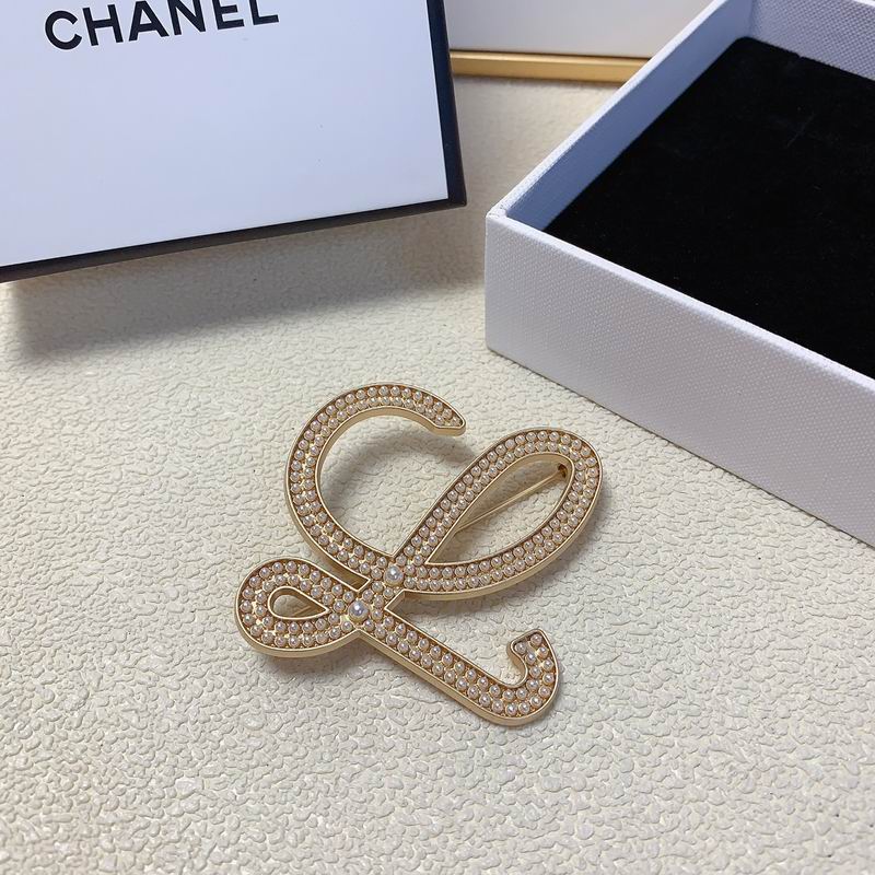 Loewe brooch 05lyx25 (10)