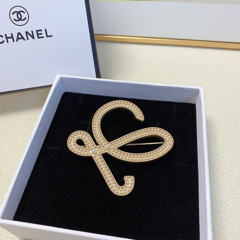 Loewe brooch 05lyx25 (13)