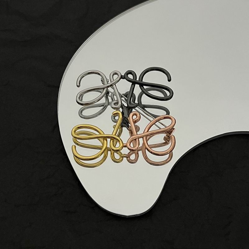 Loewe brooch 06lyx26 (7)