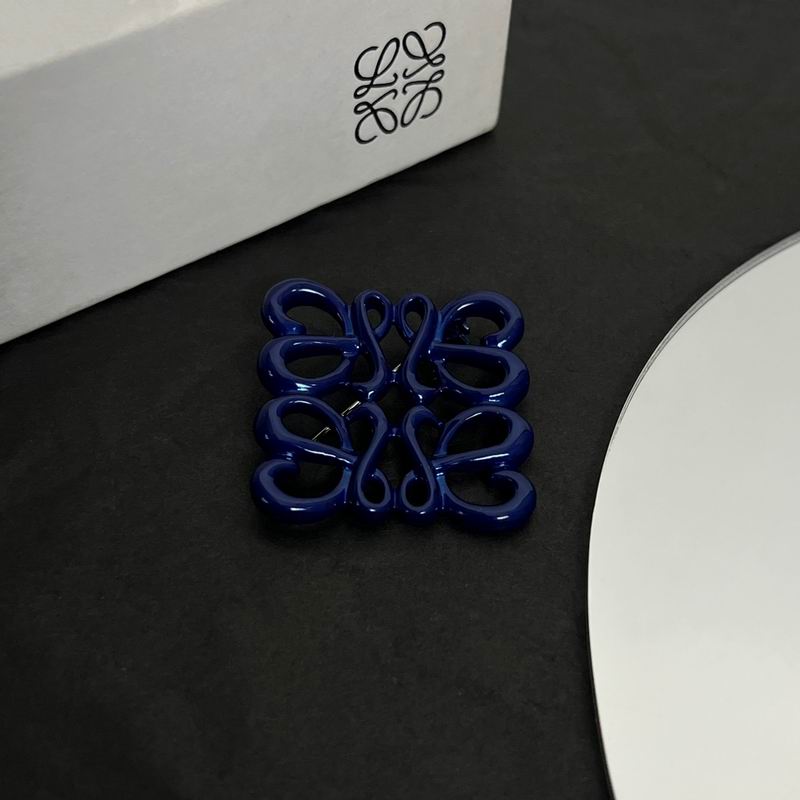 Loewe brooch 06lyx27 (10)