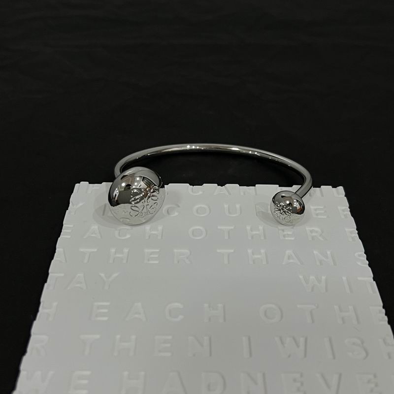 Loewe earring 05lyx48 (10)