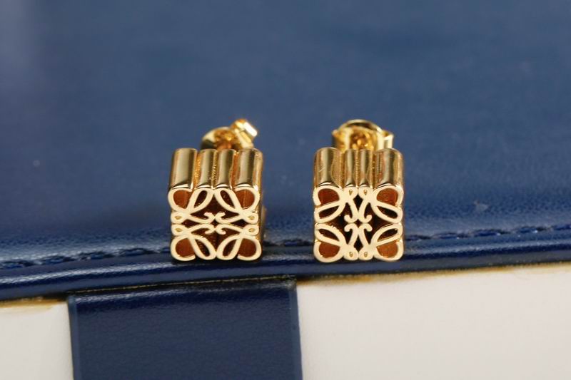 Loewe earring 06lyx80 (3)