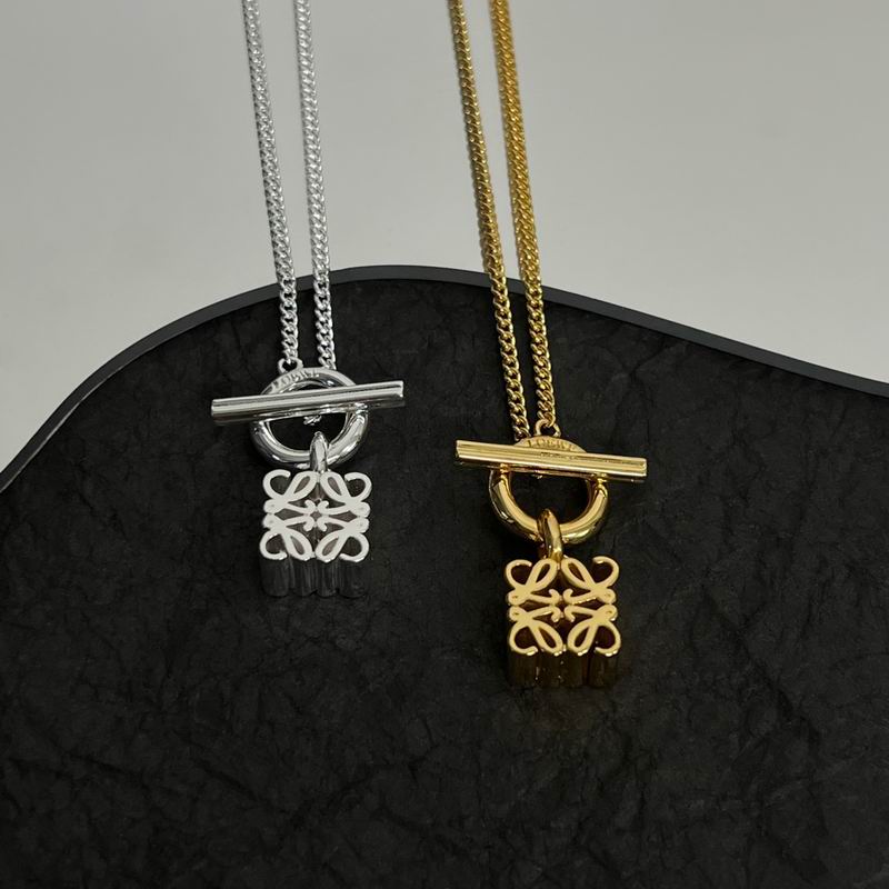 Loewe necklace 03lyx12 (3)