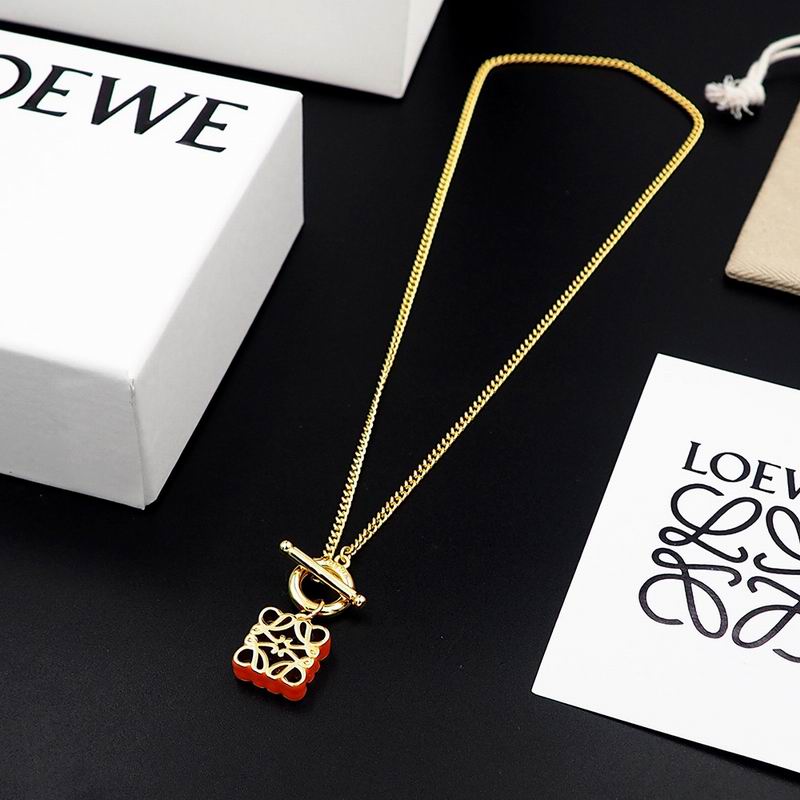 Loewe necklace 04lyx17 (1)