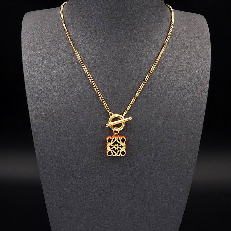 Loewe necklace 04lyx17 (3)