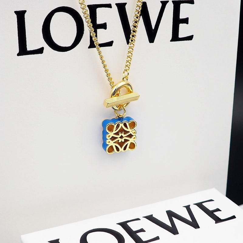 Loewe necklace 04lyx18 (3)