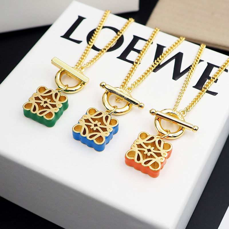 Loewe necklace 04lyx19 (2)