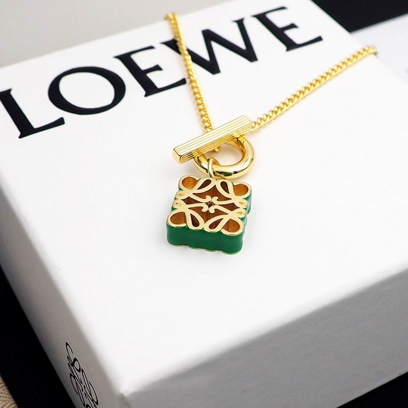 Loewe necklace 04lyx19 (4)