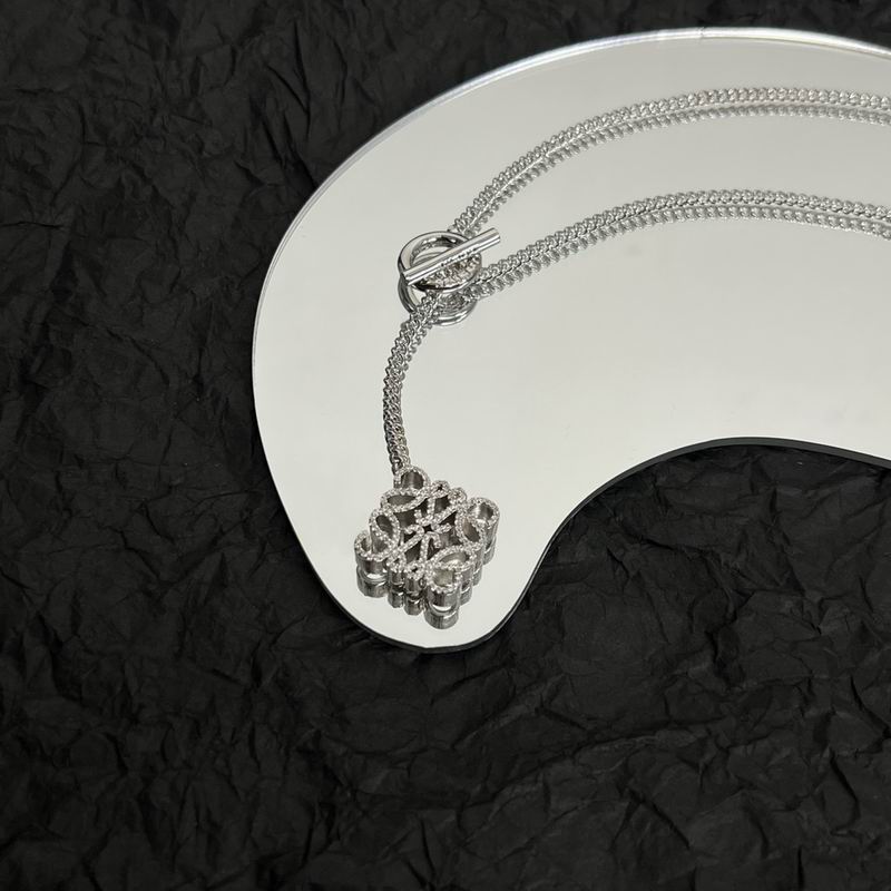 Loewe necklace 05lyx21 (13)