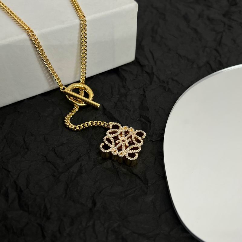 Loewe necklace 05lyx21 (5)