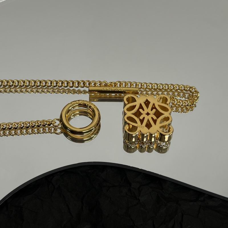 Loewe necklace 05lyx21 (8)