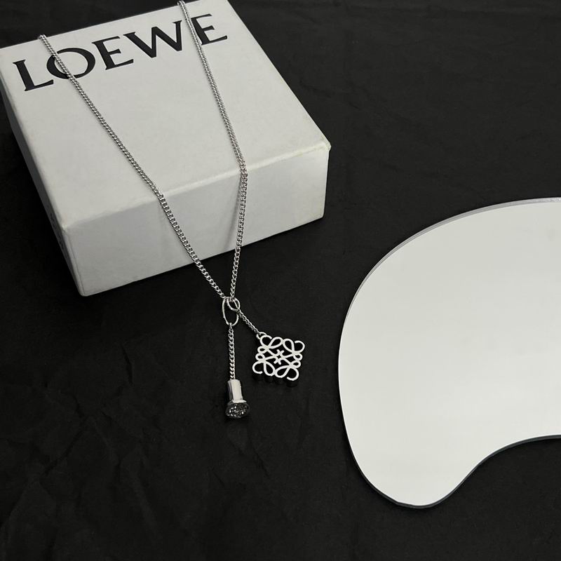 Loewe necklace 06lyx23 (10)